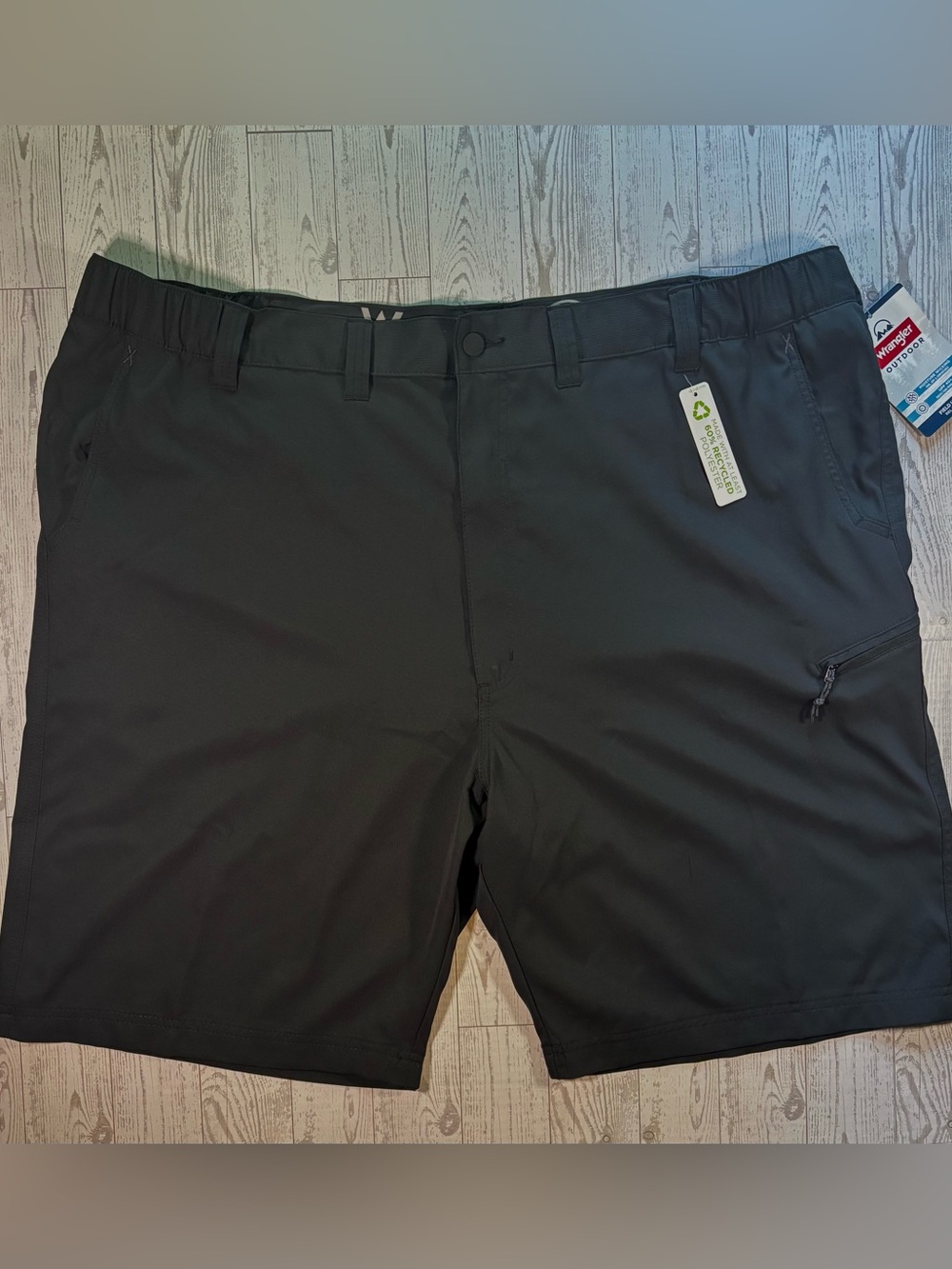 Wrangler Outdoor Field Utility Shorts Men’s 48 Black NWT